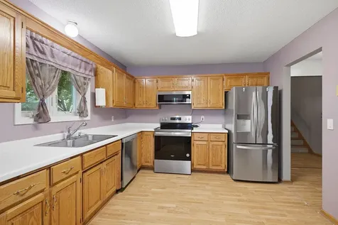 17040 Glencoe Avenue Lakeville MN 55044
