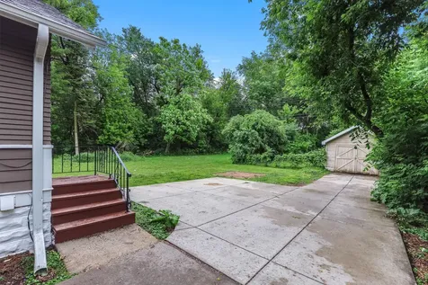 1812 Minnehaha Avenue E Saint Paul MN 55119
