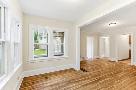 1812 Minnehaha Avenue E Saint Paul MN 55119