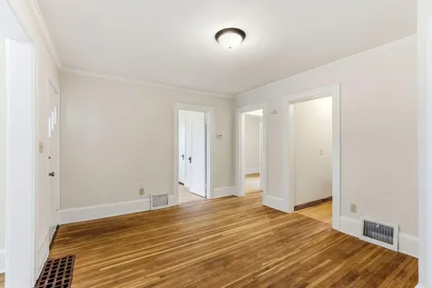 1812 Minnehaha Avenue E Saint Paul MN 55119