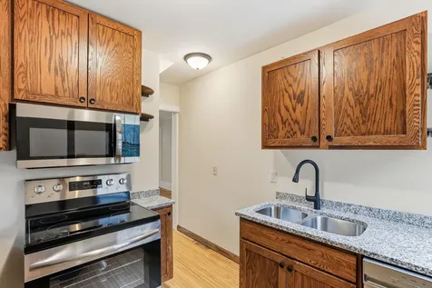 1812 Minnehaha Avenue E Saint Paul MN 55119