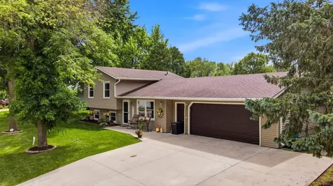 360 Allan Avenue Owatonna MN 55060