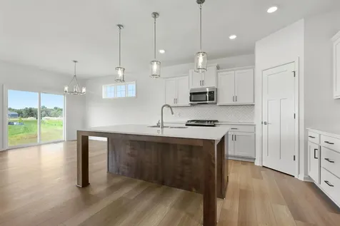 8204 Haywood Drive Lino Lakes MN 55014
