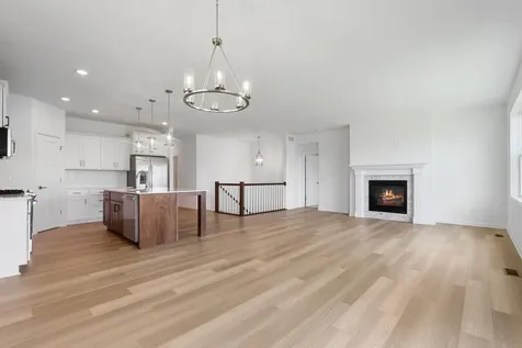 8204 Haywood Drive Lino Lakes MN 55014
