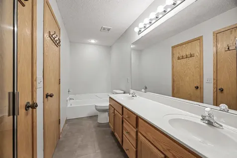 18191 Cattail Court Eden Prairie MN 55346