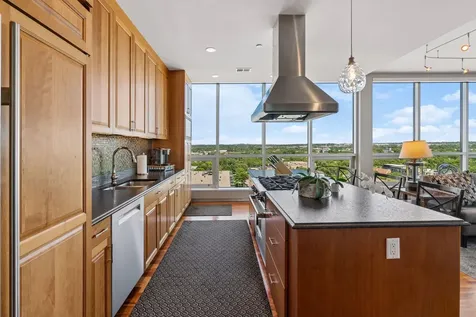 222 2nd Street SE Minneapolis MN 55414