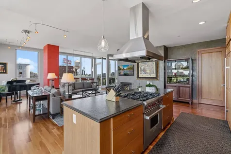 222 2nd Street SE Minneapolis MN 55414