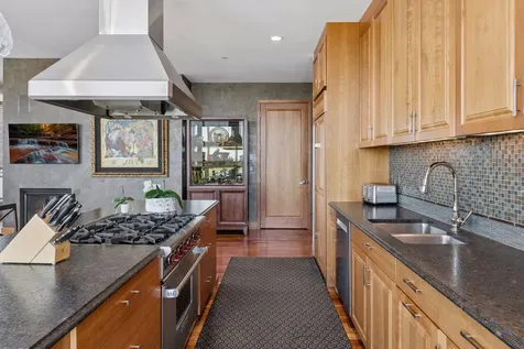222 2nd Street SE Minneapolis MN 55414