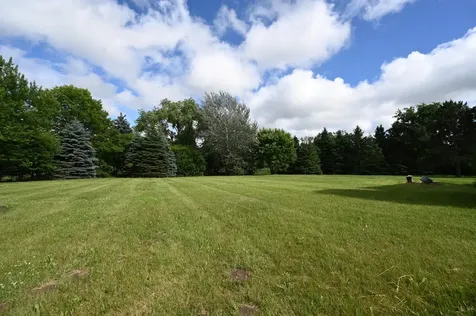2161 Colburn Drive Shakopee MN 55379