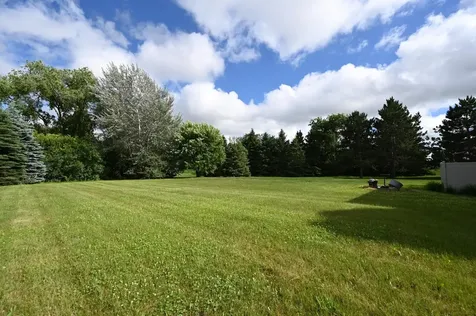2161 Colburn Drive Shakopee MN 55379