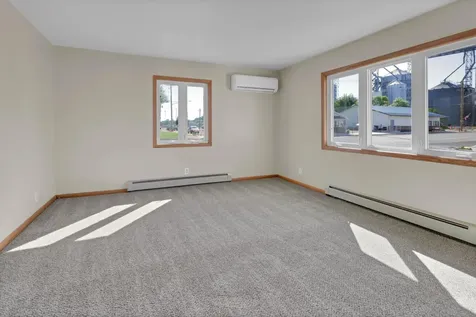 302 Squire Avenue Raymond MN 56282