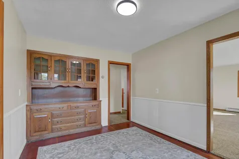 302 Squire Avenue Raymond MN 56282