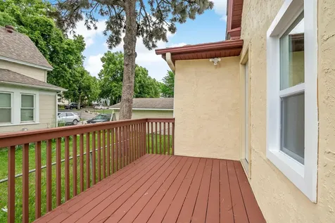 918 Edgerton Street Saint Paul MN 55130