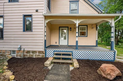 14089 430th Avenue Blue Earth MN 56013