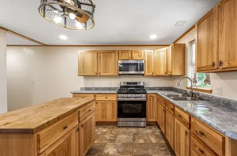 14089 430th Avenue Blue Earth MN 56013