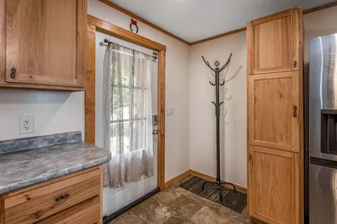 14089 430th Avenue Blue Earth MN 56013