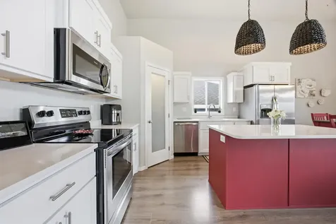 1566 66th Avenue S Fargo ND 58104