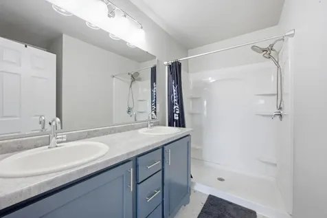 1566 66th Avenue S Fargo ND 58104