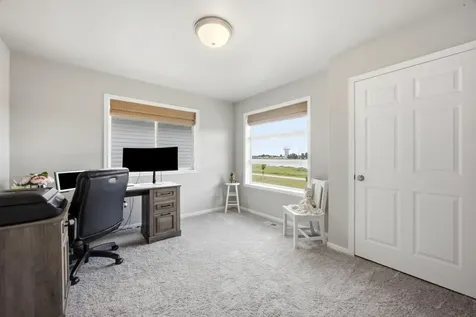 1566 66th Avenue S Fargo ND 58104