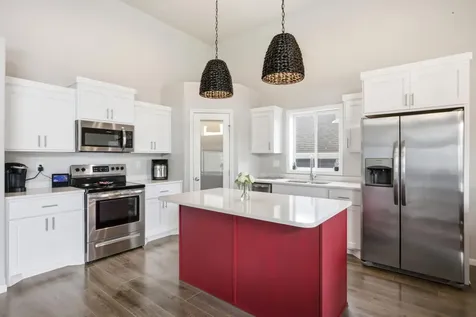 1566 66th Avenue S Fargo ND 58104