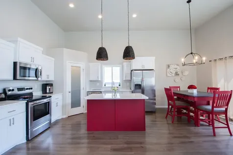 1566 66th Avenue S Fargo ND 58104