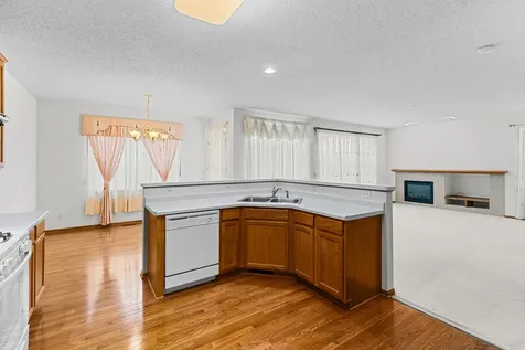 2253 118th Avenue NE Blaine MN 55449