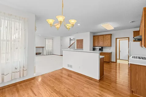 2253 118th Avenue NE Blaine MN 55449