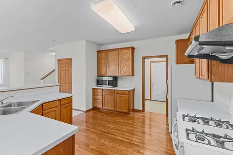 2253 118th Avenue NE Blaine MN 55449