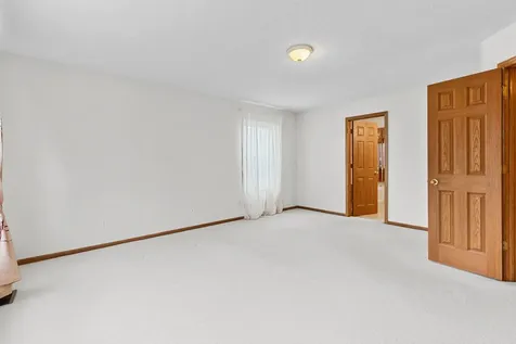 2253 118th Avenue NE Blaine MN 55449