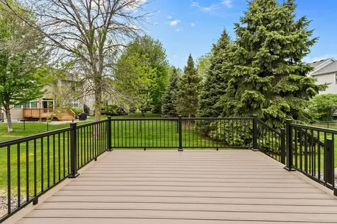 2253 118th Avenue NE Blaine MN 55449