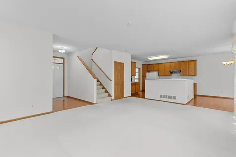 2253 118th Avenue NE Blaine MN 55449