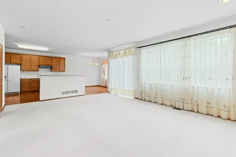 2253 118th Avenue NE Blaine MN 55449