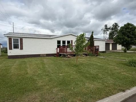 205 4th Avenue SW Roseau MN 56751
