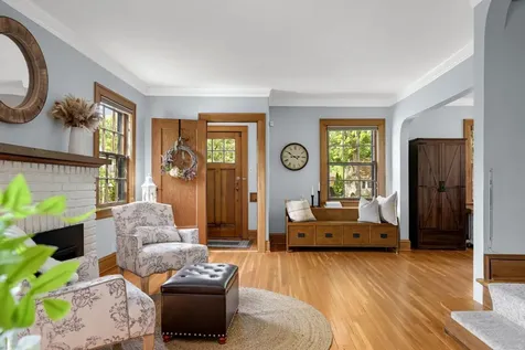 2715 Robbins Street Minneapolis MN 55410