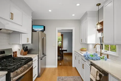2715 Robbins Street Minneapolis MN 55410