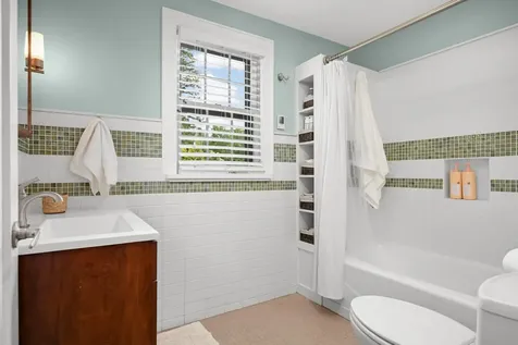 2715 Robbins Street Minneapolis MN 55410
