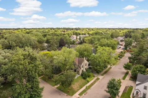 2715 Robbins Street Minneapolis MN 55410