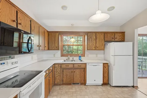785 Santa Vera Drive Chanhassen MN 55317