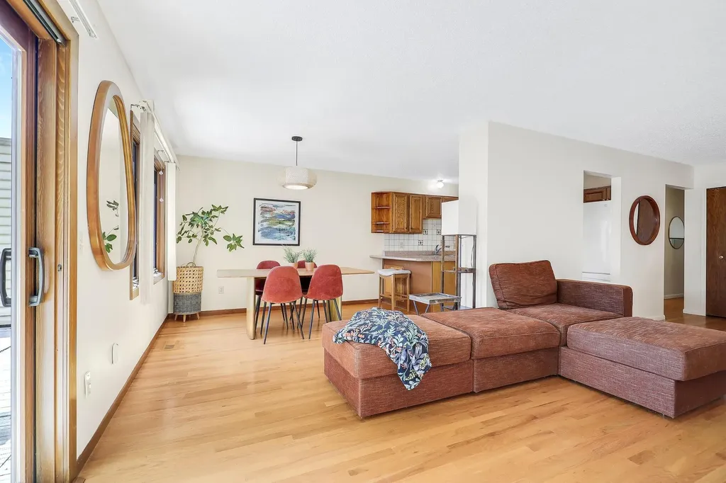 1791 Morgan Avenue Saint Paul MN 55116