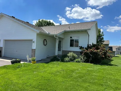1507 Dublin Court Shakopee MN 55379