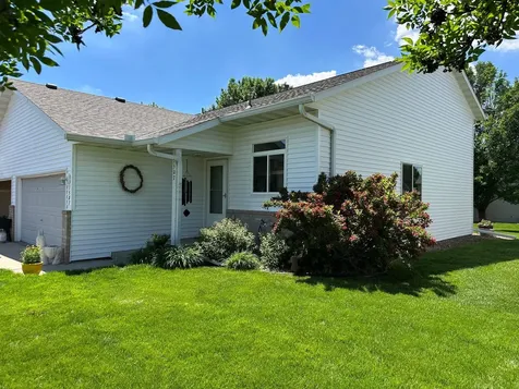 1507 Dublin Court Shakopee MN 55379