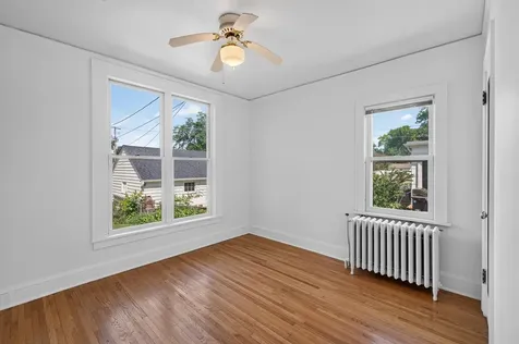 1051 Ottawa Avenue West Saint Paul MN 55118