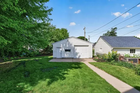 1051 Ottawa Avenue West Saint Paul MN 55118