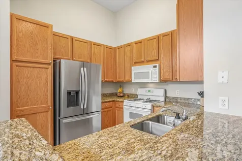 2259 Saint Johns Place Woodbury MN 55129