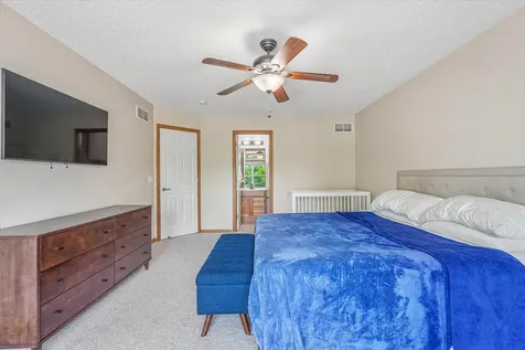 2259 Saint Johns Place Woodbury MN 55129