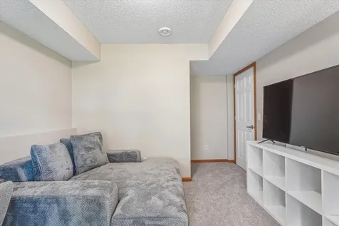 2259 Saint Johns Place Woodbury MN 55129