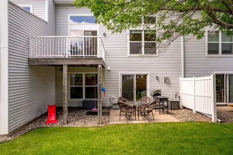 2259 Saint Johns Place Woodbury MN 55129