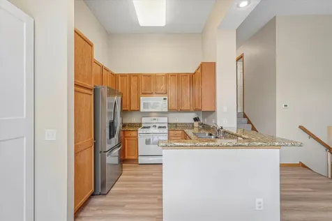 2259 Saint Johns Place Woodbury MN 55129