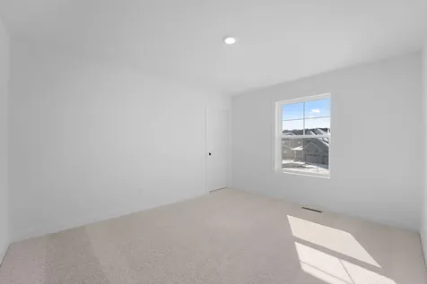 7695 22nd Avenue E Shakopee MN 55379