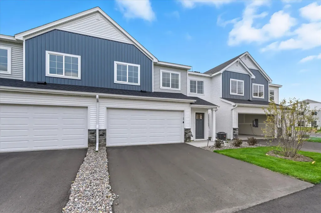 25555 3rd Street W Zimmerman MN 55398